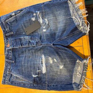 Max One Teaspoon Shorts